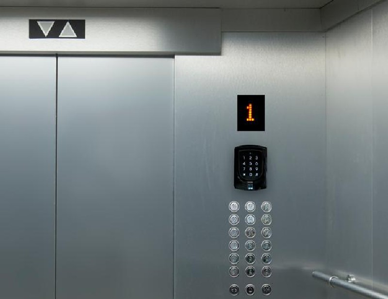 Controle de acesso biométrico para elevadores